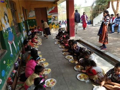 K.G PICNIC
